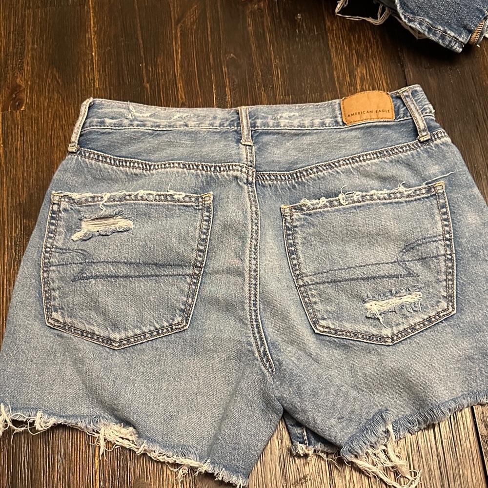 American Eagle Outfitters Women's Ripped Blue Jean Shorts - Picture 2 of 4